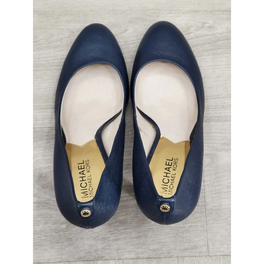 Michael Kors Women's 9M Navy Blue Round Toe Pumps Slip On High Heels GP13J
